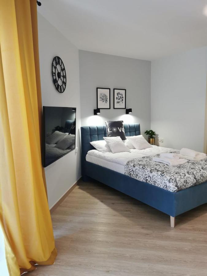 Zofia 2 Przy Plazy Apartment